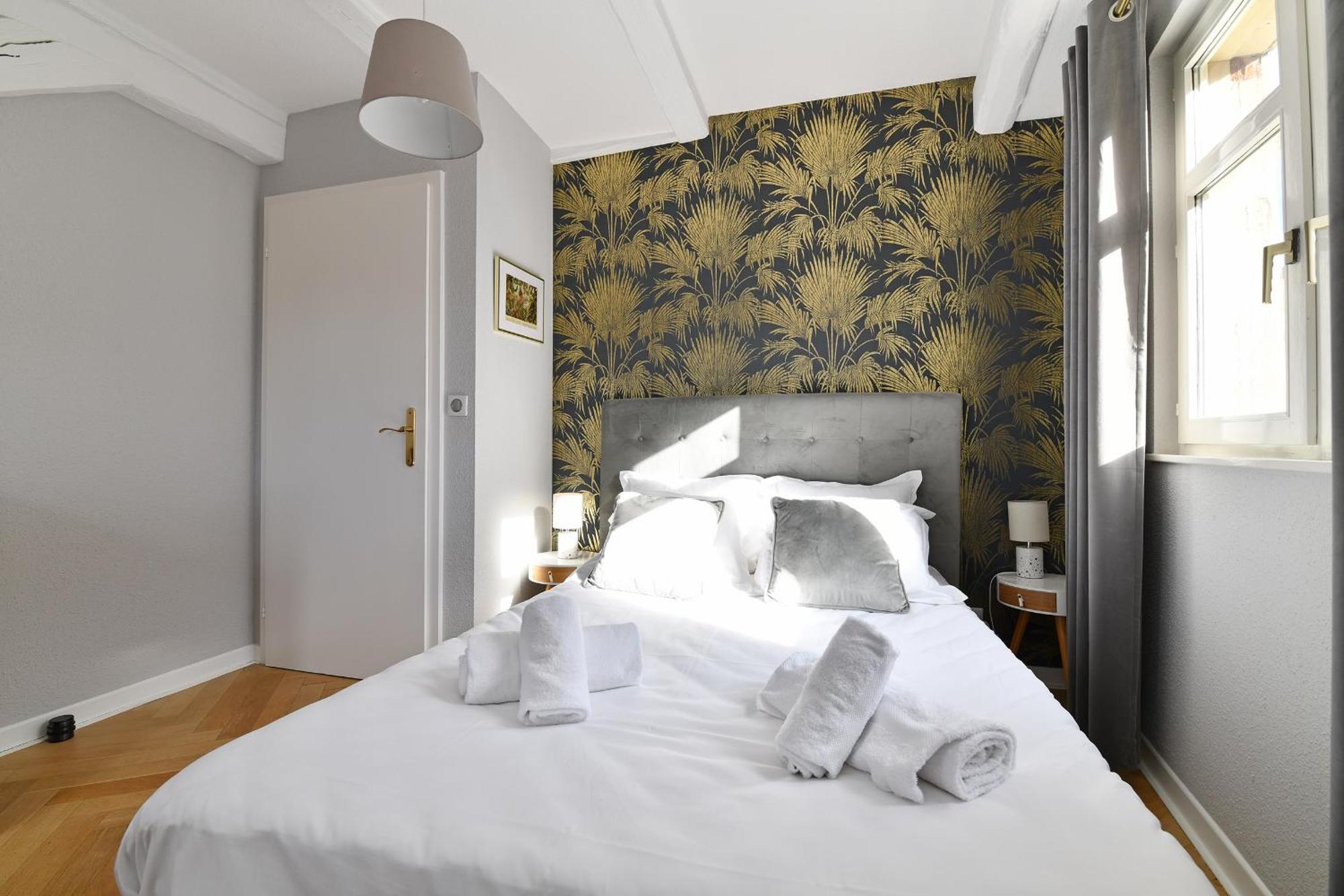 Romantique Appartement Fly Me To The Moon Colmar Exterior photo